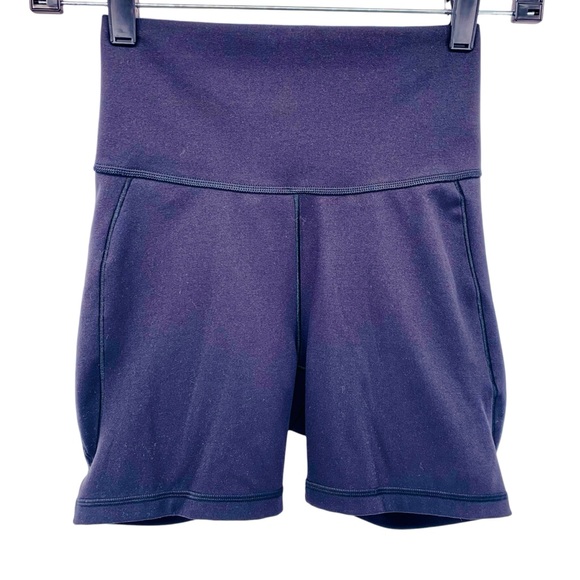 Adidas AEROREADY Bike Shorts Womens Size S - Picture 1 of 5